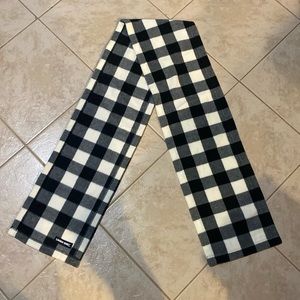 Lands’ End. Navy Blue and white scarf